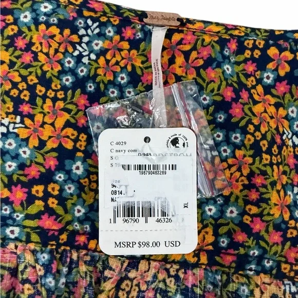 Free People Navy Combo I Found You Floral Print Blouse XL Boho Peasant Cotton - Picture 9 of 14